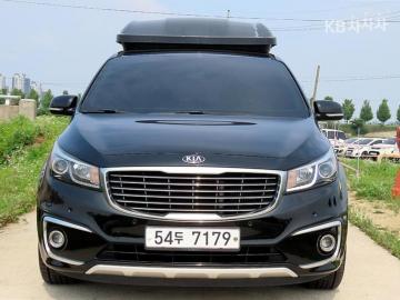 Kia Carnival 9인승 2.2 디젤 — foto 1