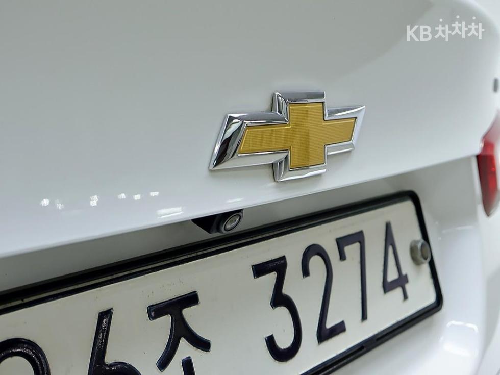 Chevrolet Malibu — miniaturë 15