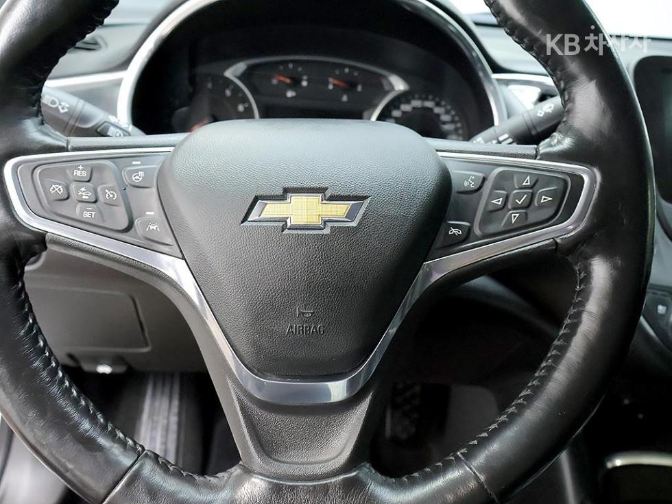 Chevrolet Malibu — miniaturë 18