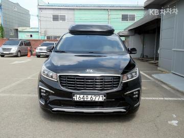 Kia Carnival 하이리무진 2.2 디젤 9인승 — foto 1
