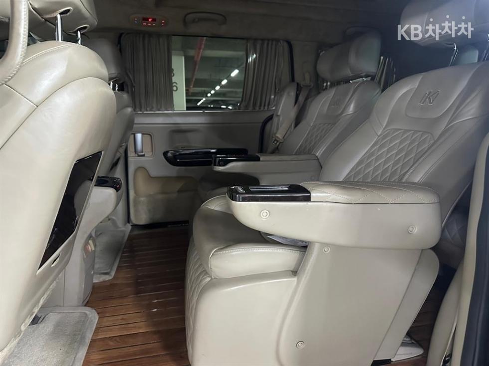 Kia Carnival — miniaturë 11