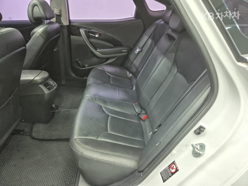 Hyundai Grandeur — miniaturë 12