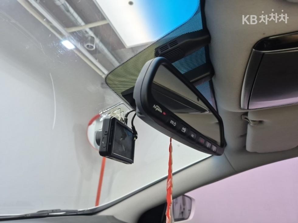 Hyundai Grandeur — miniaturë 18