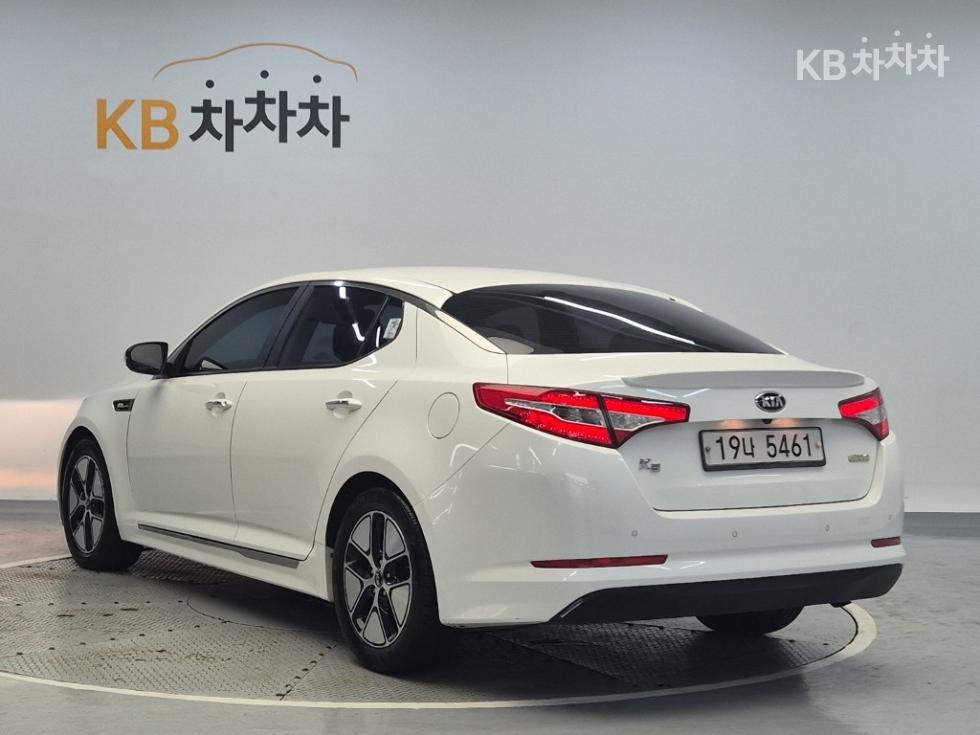 Kia K5 — miniaturë 2