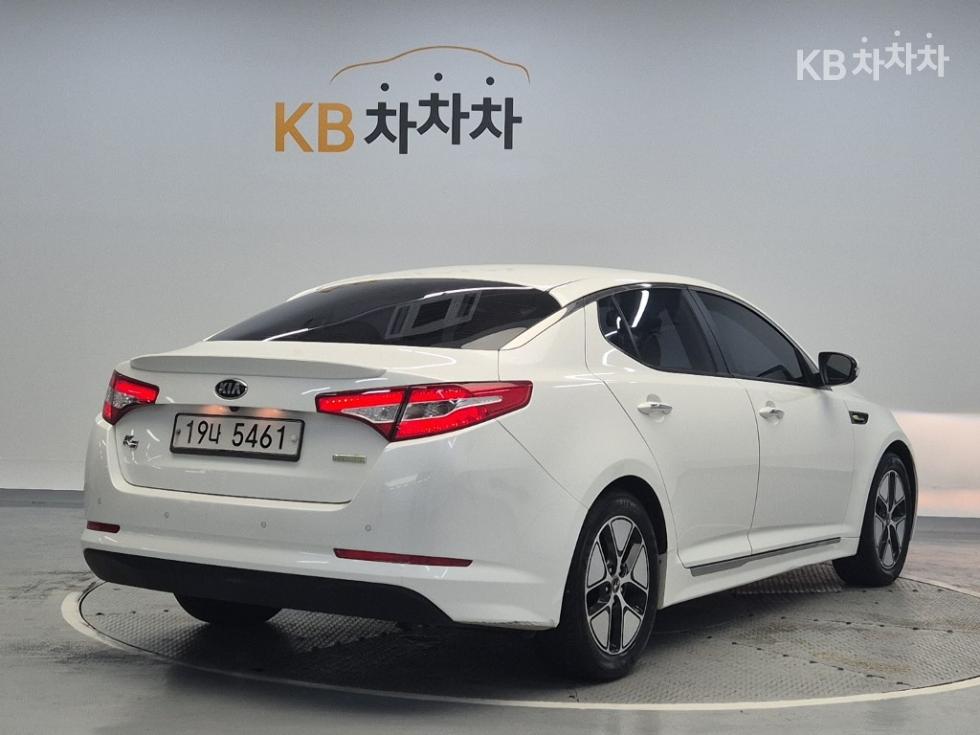 Kia K5 — miniaturë 3