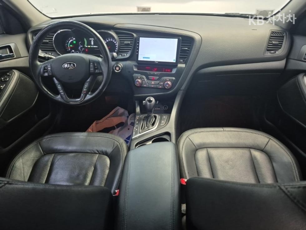 Kia K5 — miniaturë 7