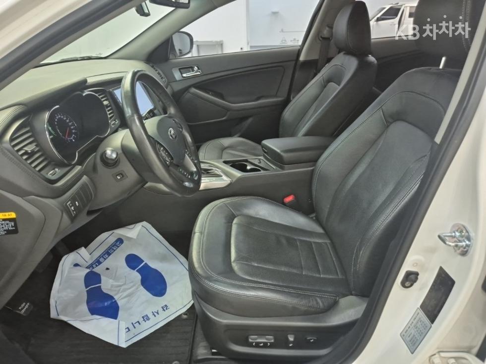 Kia K5 — miniaturë 11