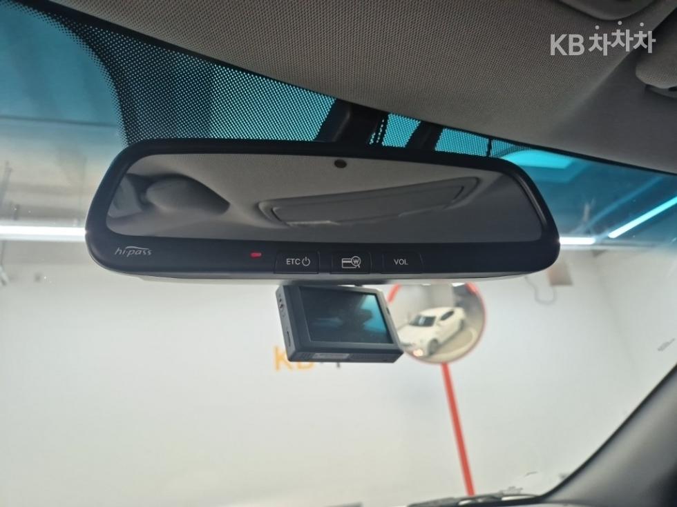 Kia K5 — miniaturë 16