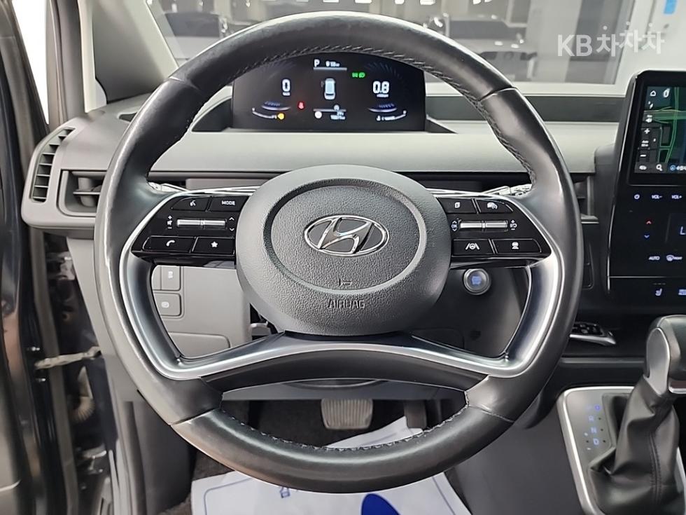 Hyundai Staria — miniaturë 9
