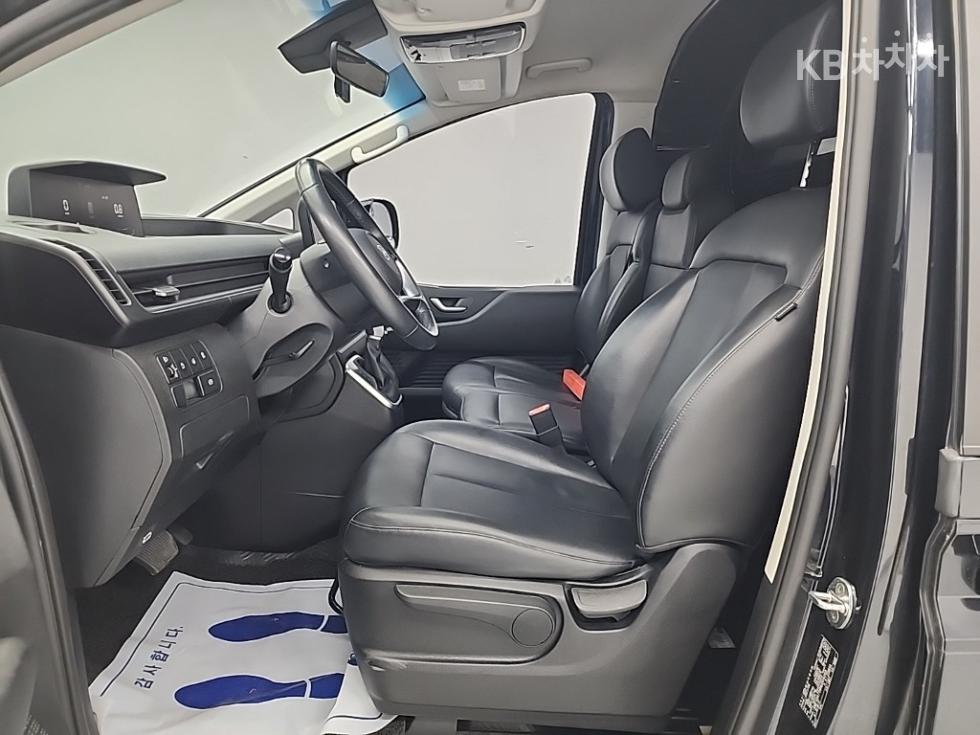Hyundai Staria — miniaturë 11