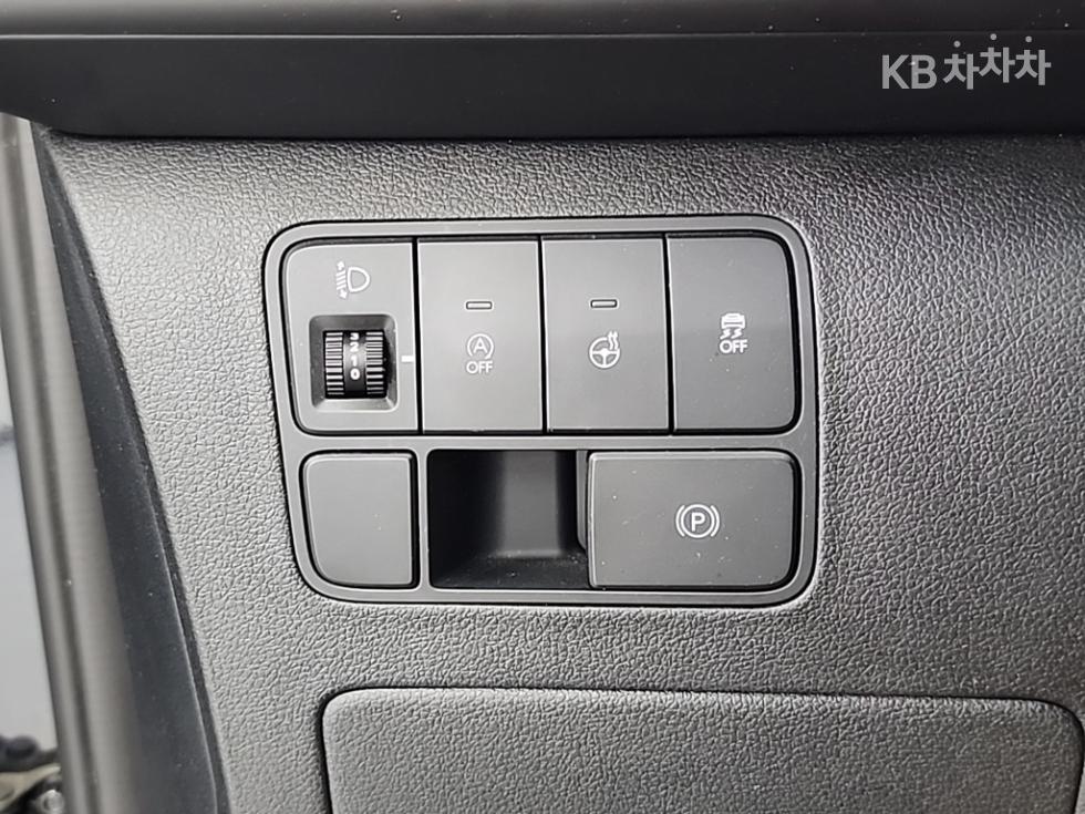 Hyundai Staria — miniaturë 16