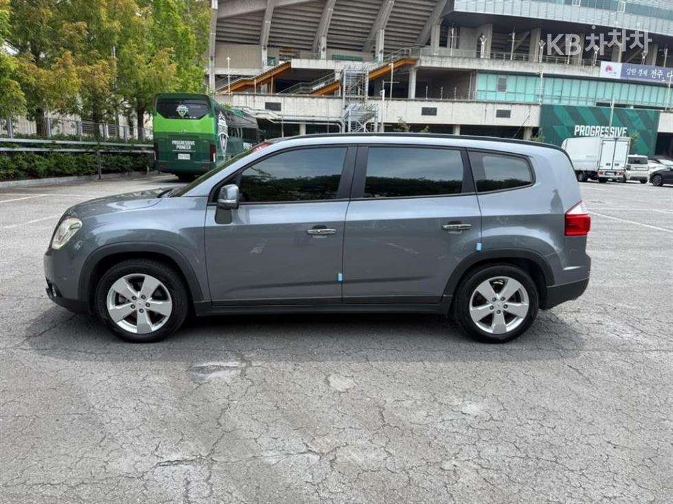 Chevrolet Orlando — miniaturë 3