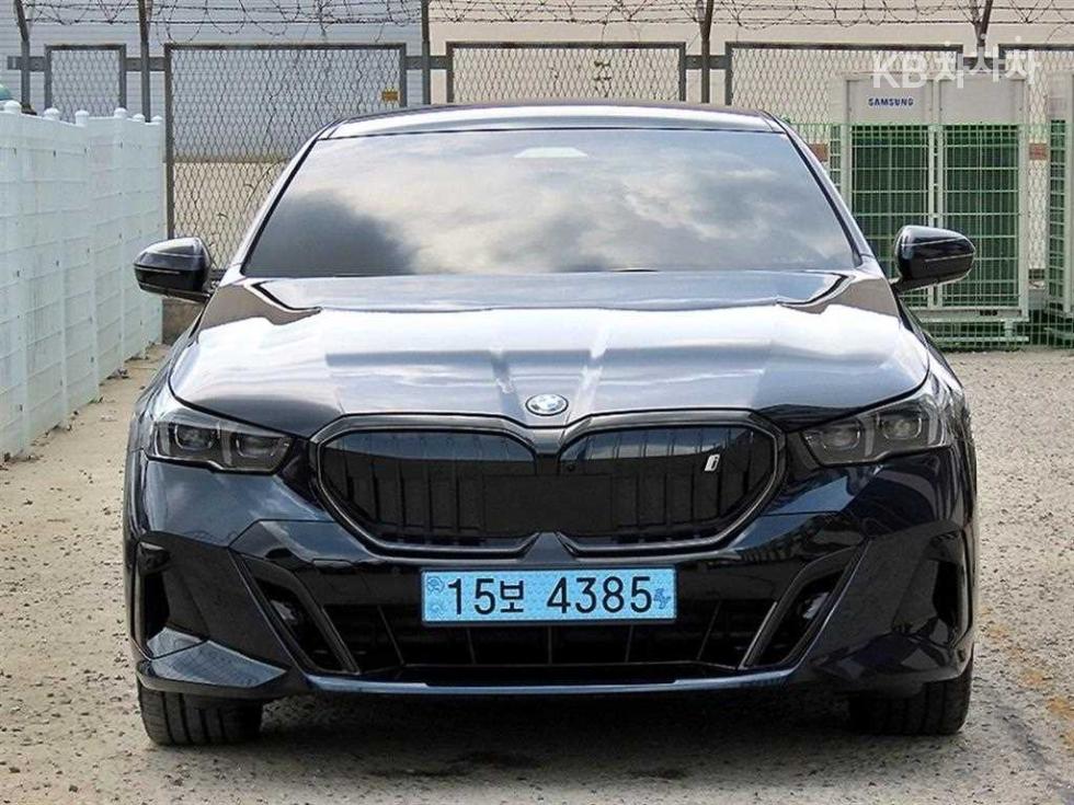 BMW i5 2026년식 BMW i5 xDrive 40 M Sport