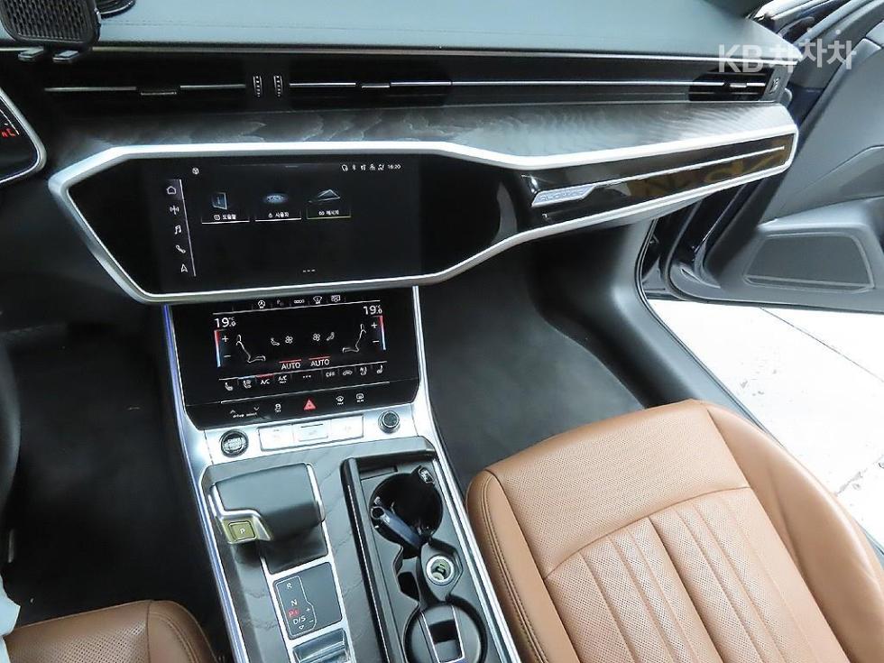 Audi A6 — miniaturë 9