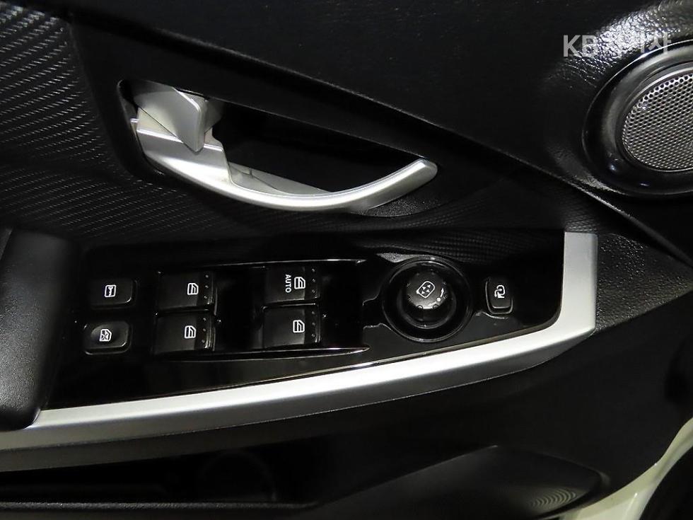 SsangYong Korando — miniaturë 14