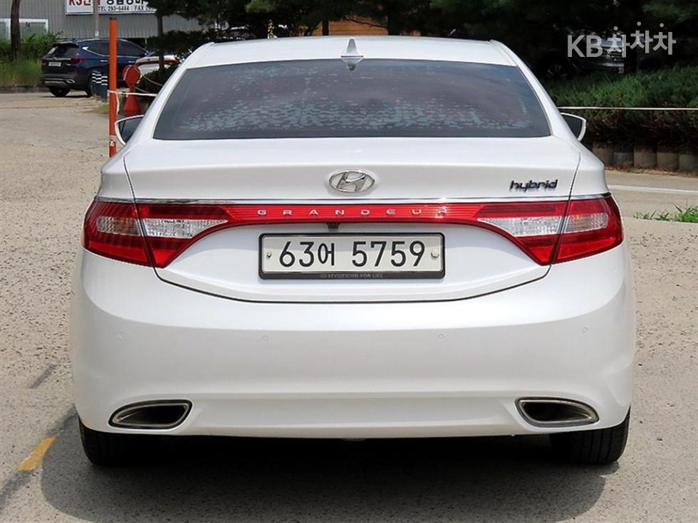 Hyundai Grandeur — miniaturë 4