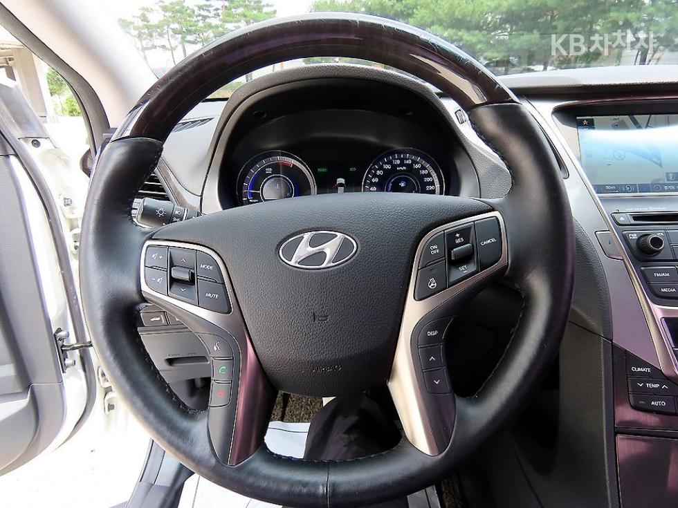 Hyundai Grandeur — miniaturë 8