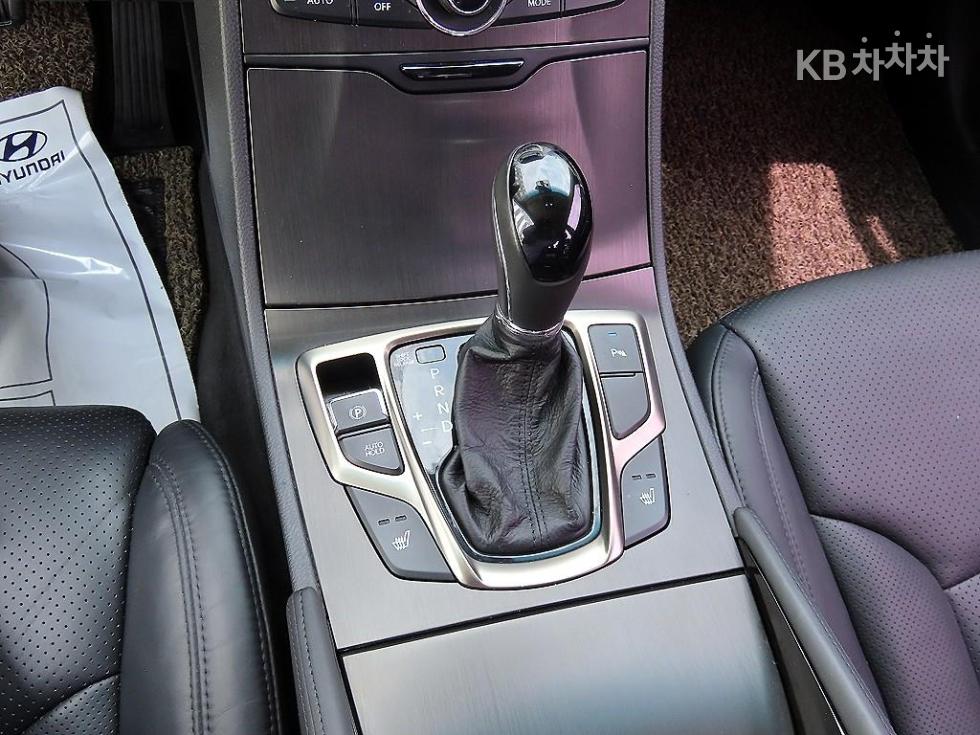 Hyundai Grandeur — miniaturë 10