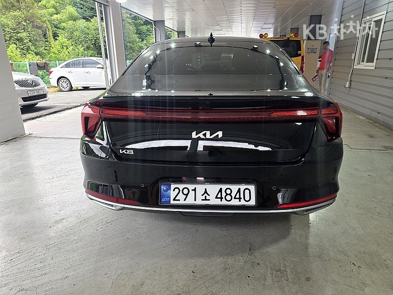 Kia K8 — miniaturë 6