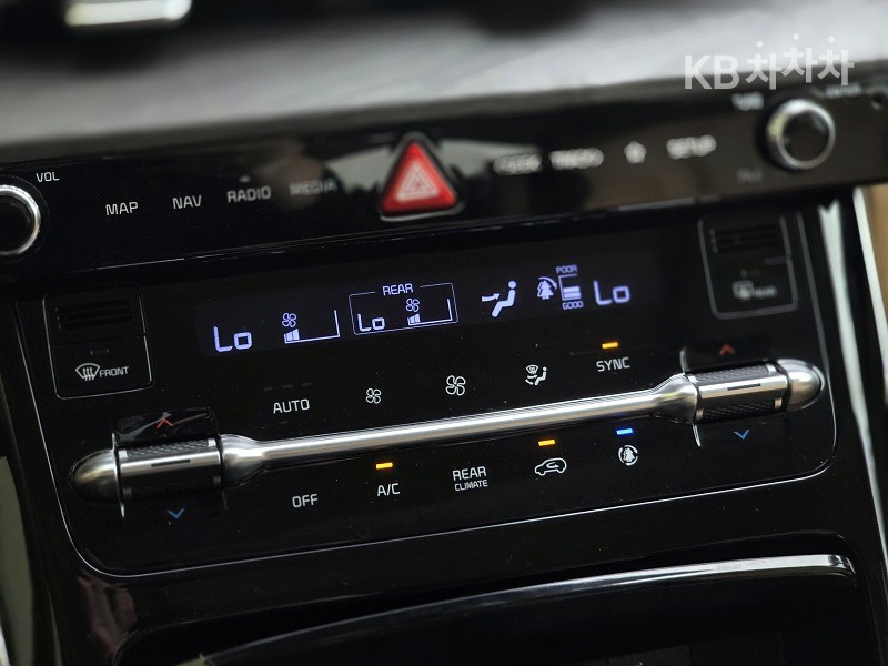 Kia Carnival — miniaturë 14