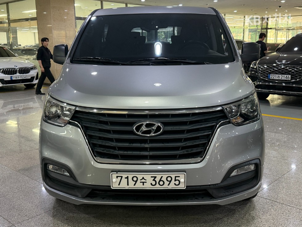 Hyundai Starex — miniaturë 2
