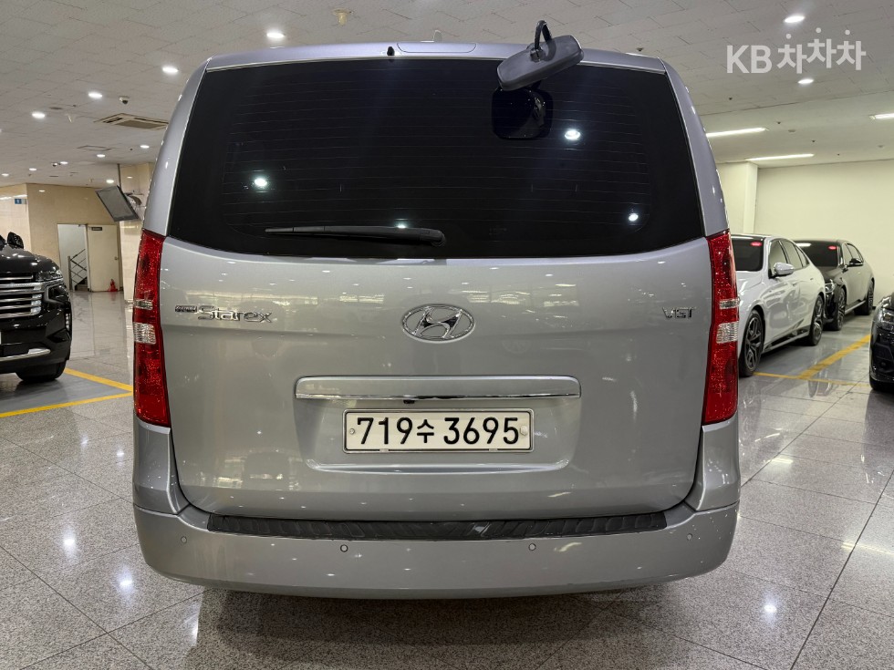 Hyundai Starex — miniaturë 4