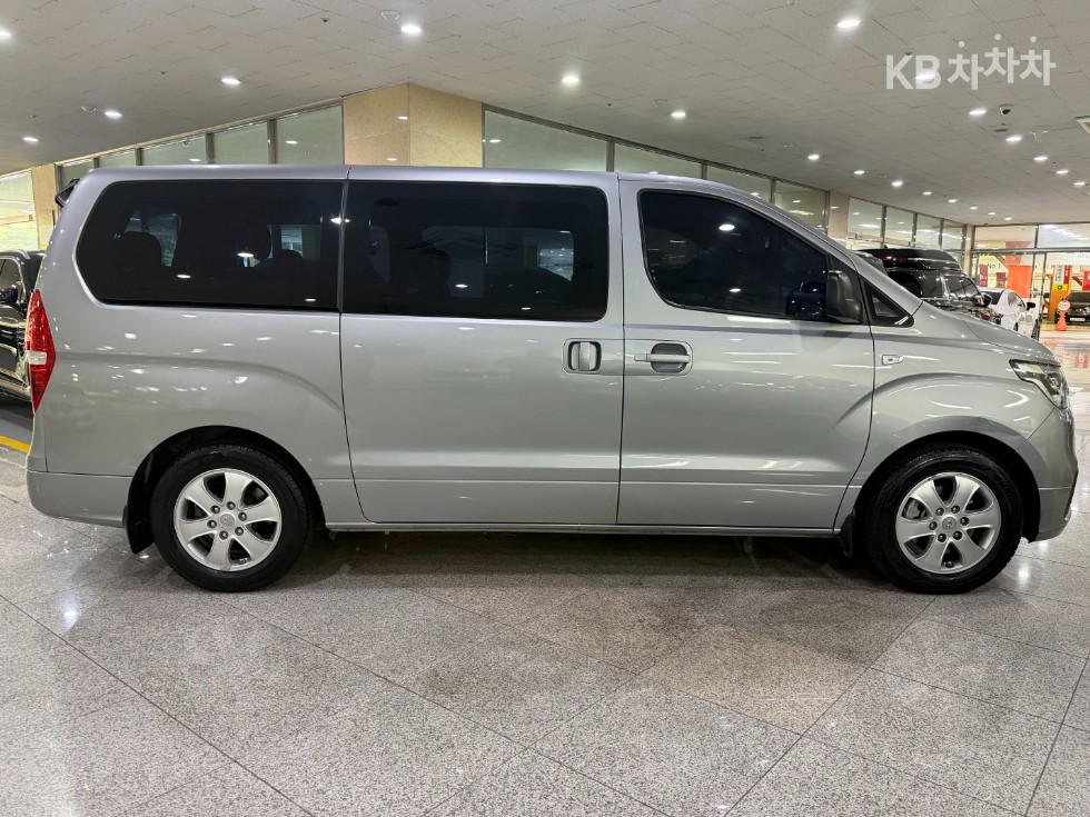 Hyundai Starex — miniaturë 5