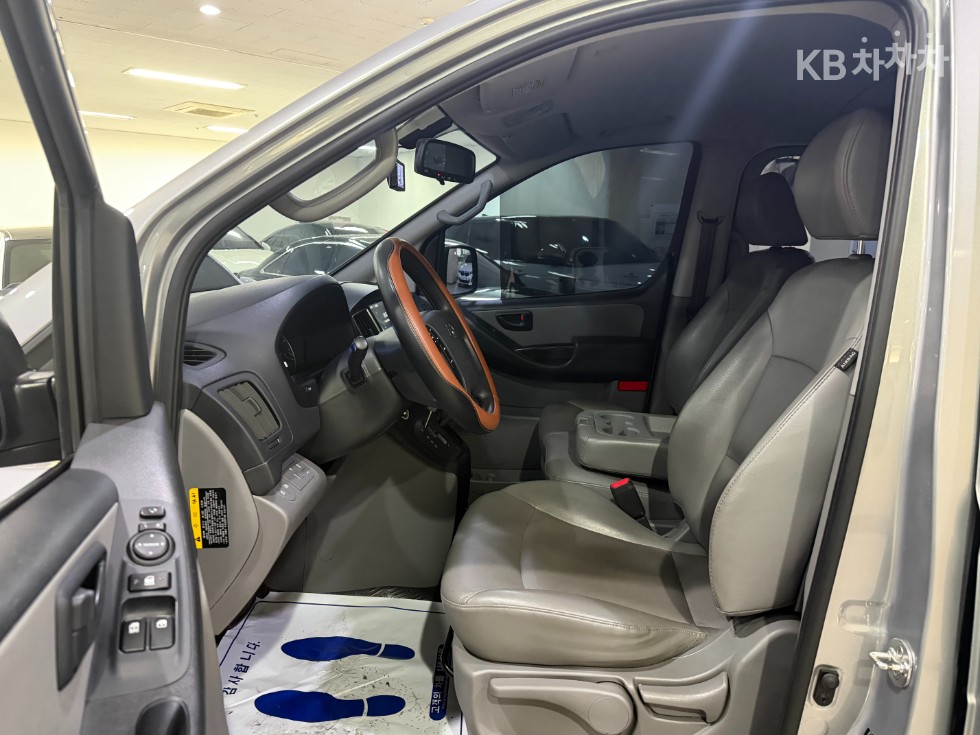 Hyundai Starex — miniaturë 6