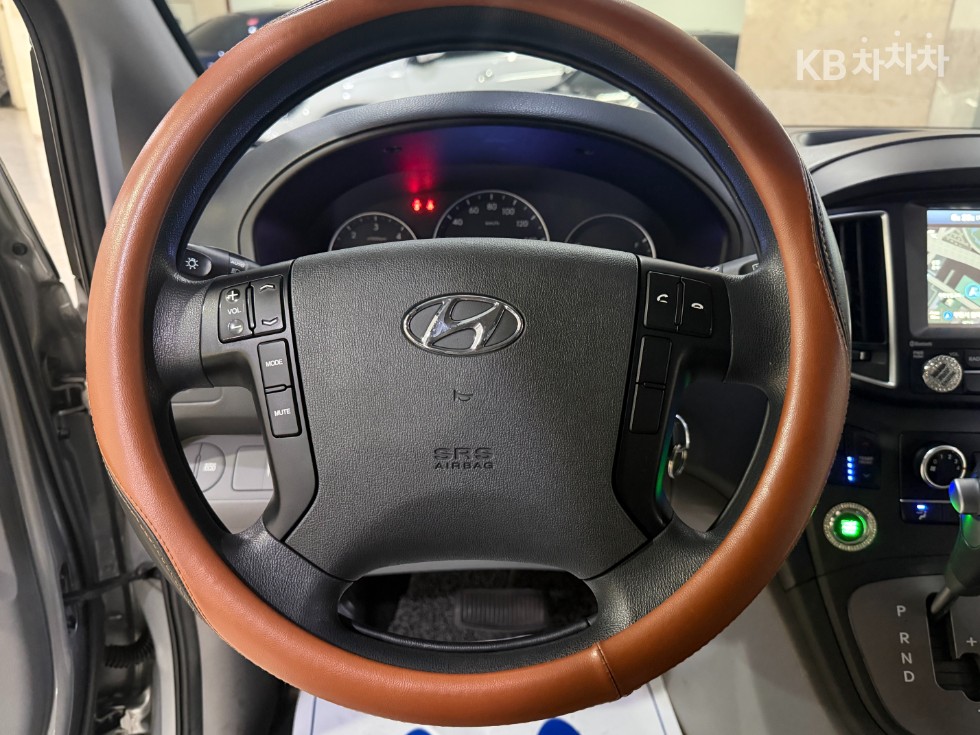 Hyundai Starex — miniaturë 9