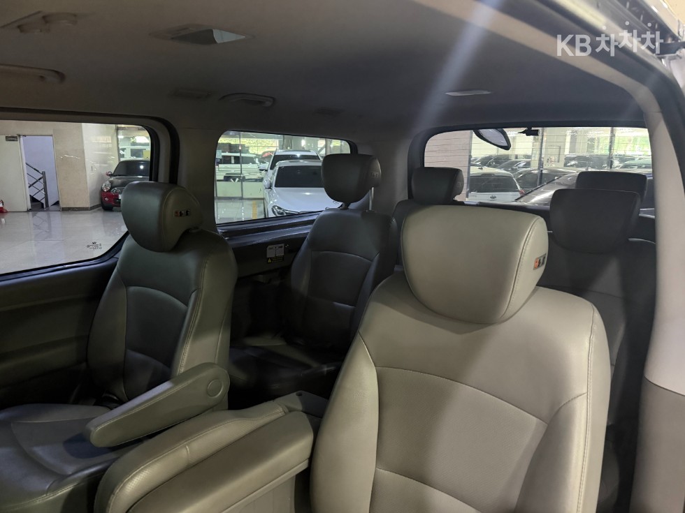 Hyundai Starex — miniaturë 13