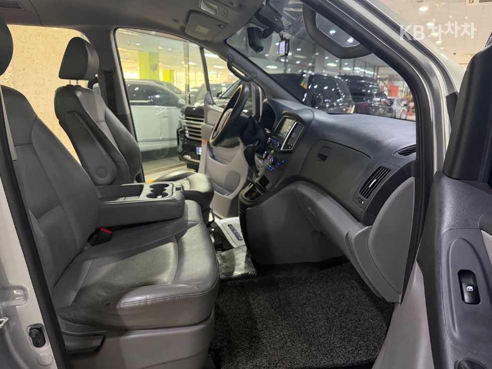 Hyundai Starex — miniaturë 17