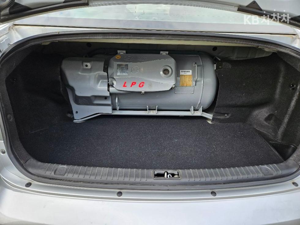 Hyundai Sonata — miniaturë 16