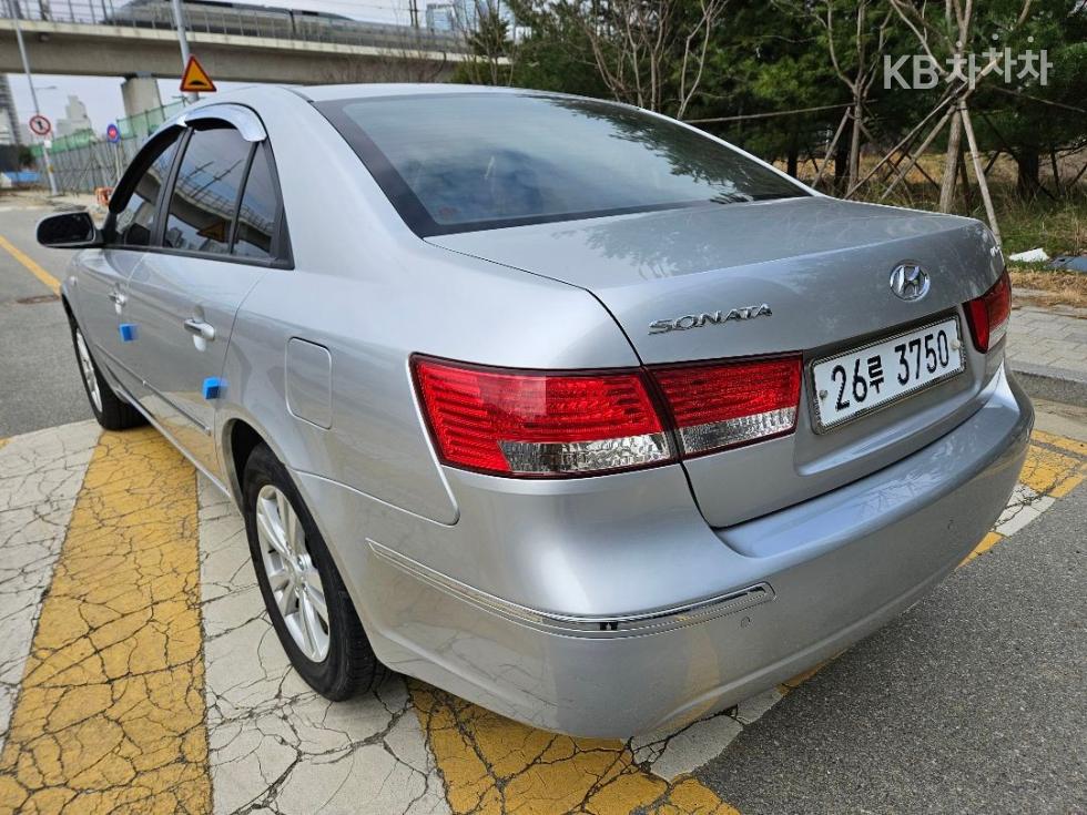 Hyundai Sonata — miniaturë 14