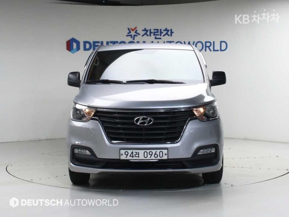 Hyundai Starex — miniaturë 3