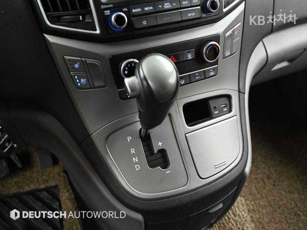 Hyundai Starex — miniaturë 9