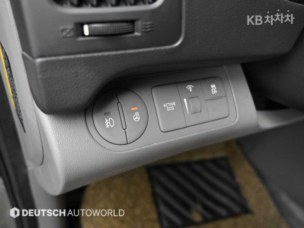 Hyundai Starex — miniaturë 16
