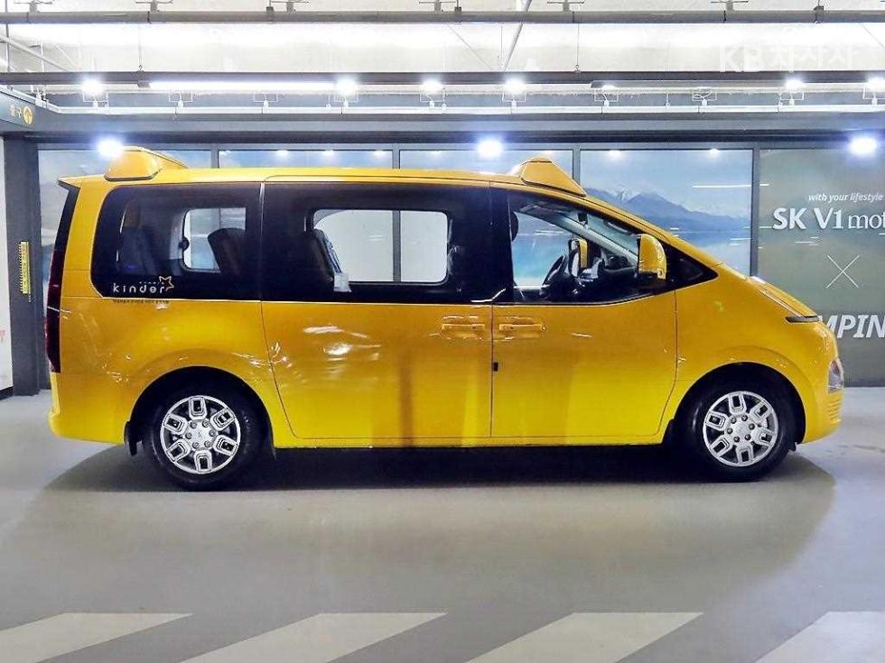 Hyundai Staria — miniaturë 3