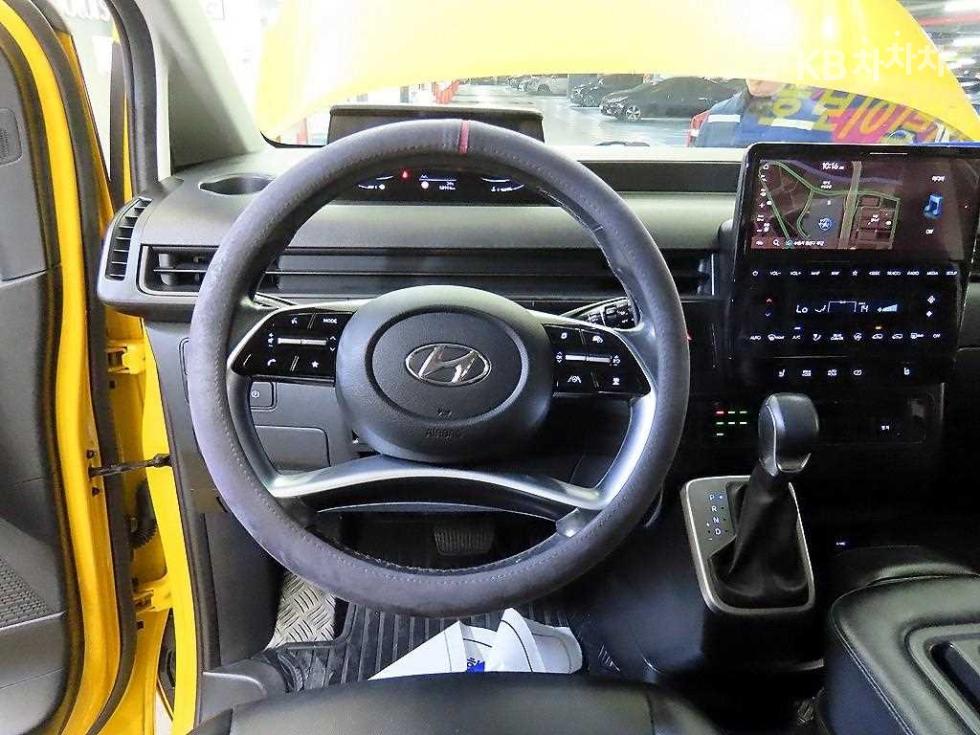 Hyundai Staria — miniaturë 9