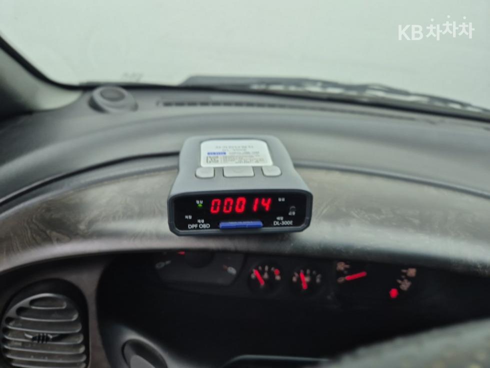 Hyundai Starex — miniaturë 15