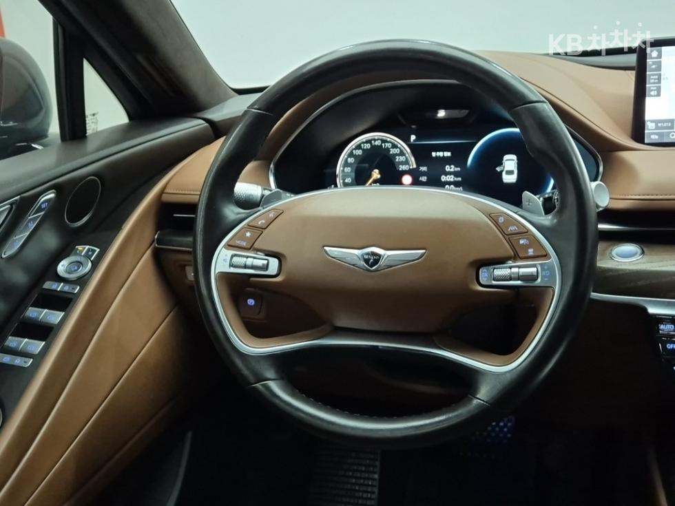 Genesis G80 — miniaturë 8