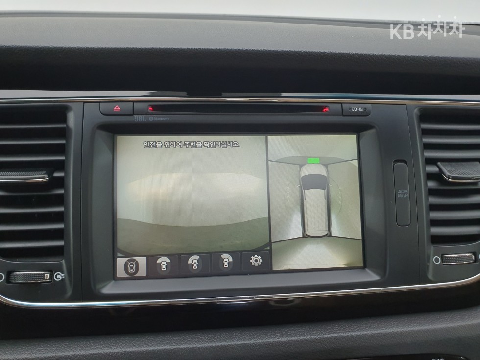 Kia Carnival — miniaturë 13
