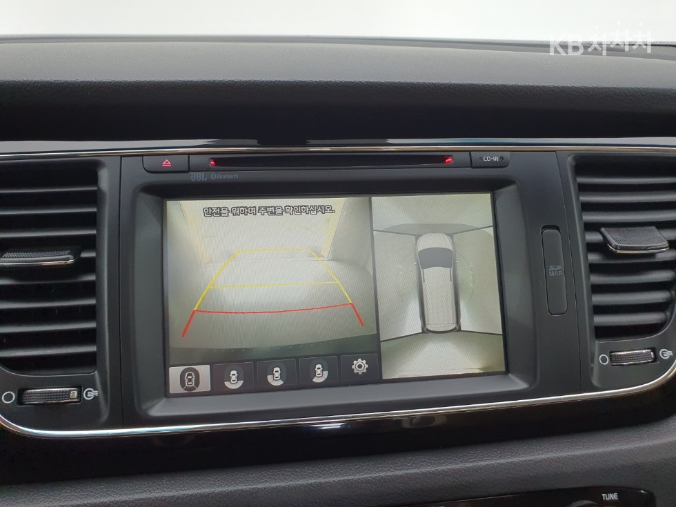 Kia Carnival — miniaturë 12