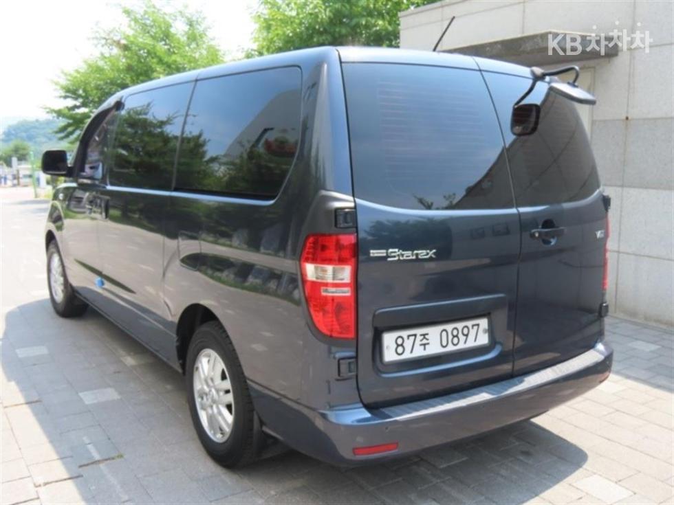 Hyundai Starex — miniaturë 4