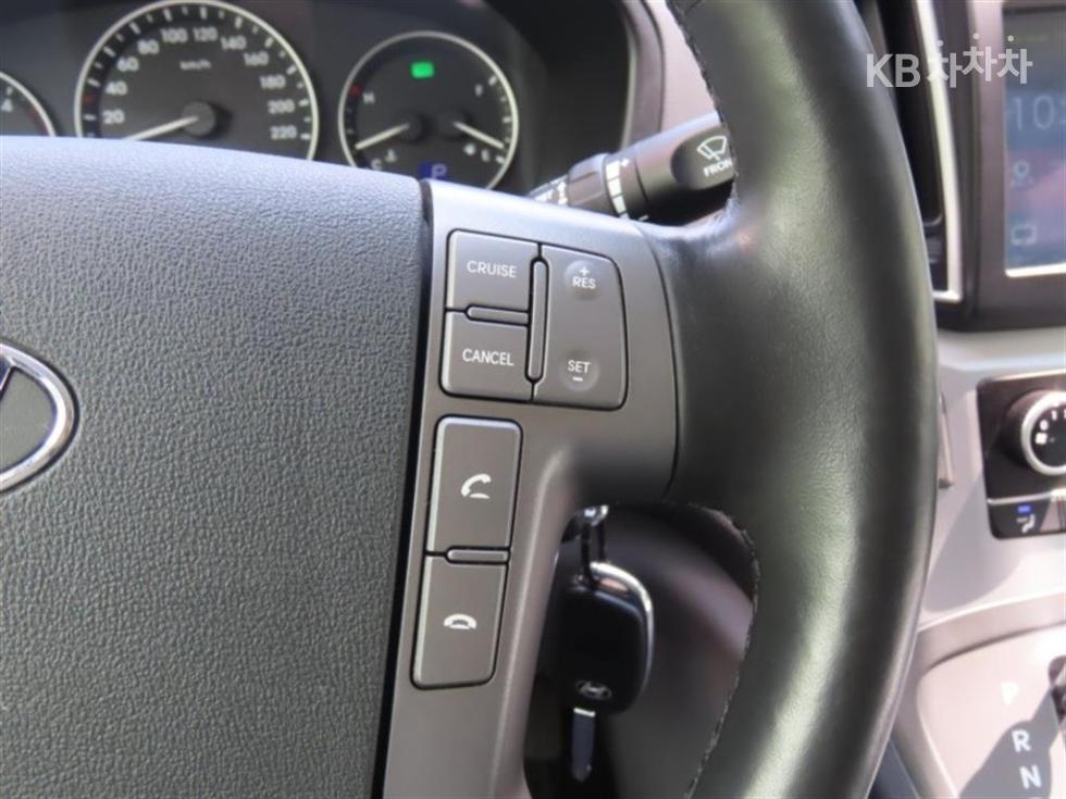 Hyundai Starex — miniaturë 9