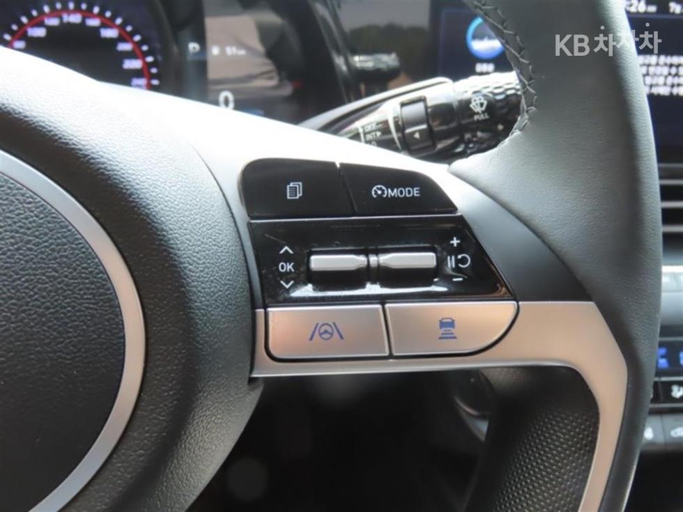 Hyundai Avante — miniaturë 10