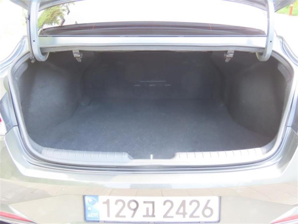 Hyundai Avante — miniaturë 19