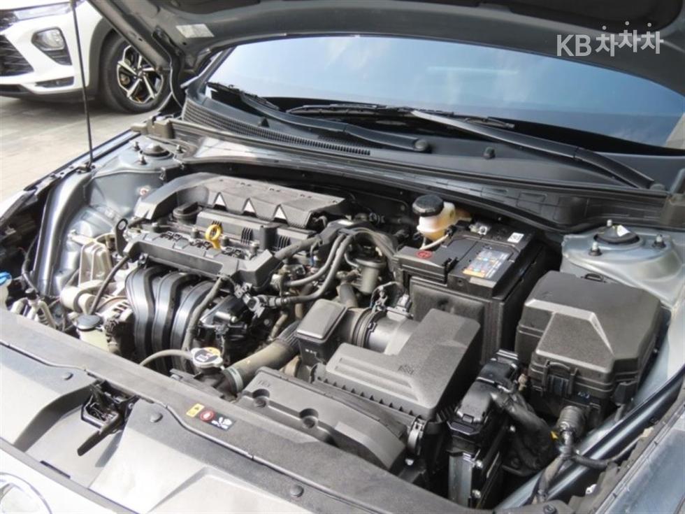 Hyundai Avante — miniaturë 20