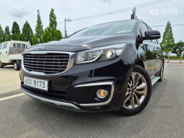 Kia Carnival 9  seats 2.2  diesel  noblesse — foto 1