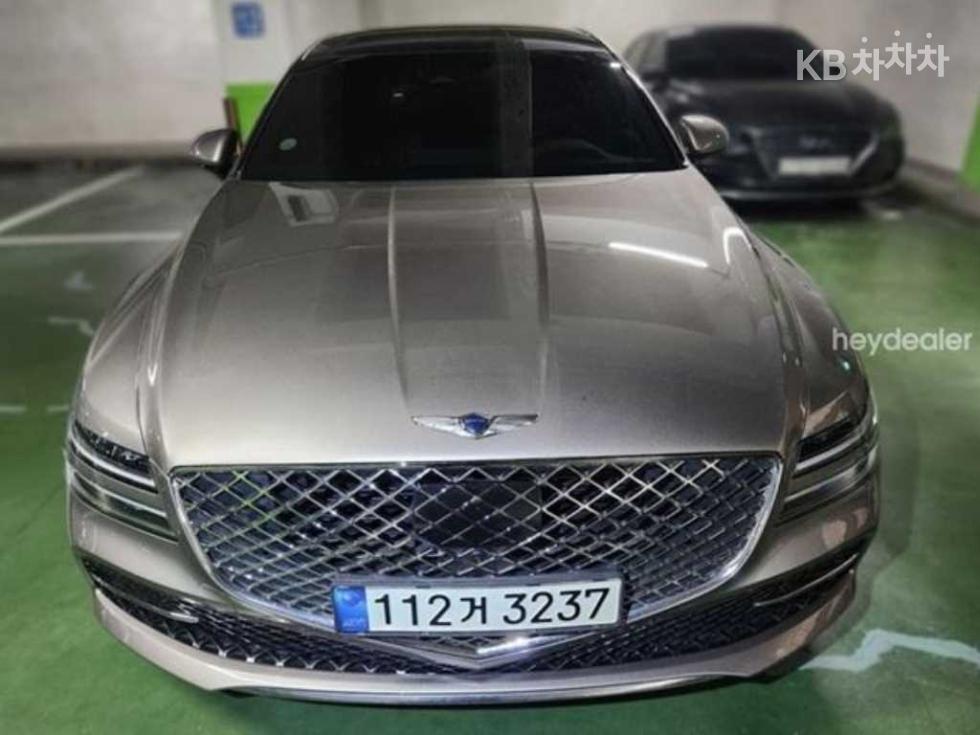 Genesis G80 — miniaturë 3