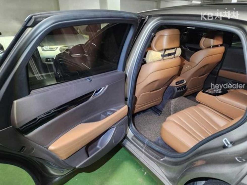 Genesis G80 — miniaturë 8
